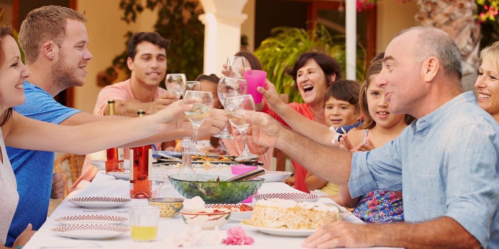 Family-Dinner-Toasting-1-1600x800-compressed-1024x512