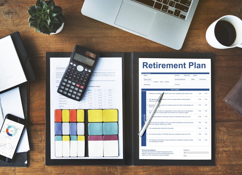 retirement-plan-financial-investment-application-f-P2UGJQB